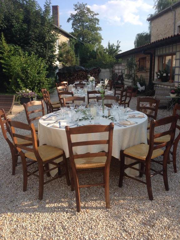 Logis Hotel La Grange Du Relais Colombey-les-deux-Églises Esterno foto