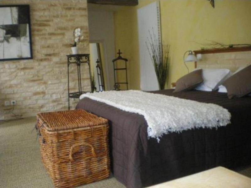 Logis Hotel La Grange Du Relais Colombey-les-deux-Églises Esterno foto