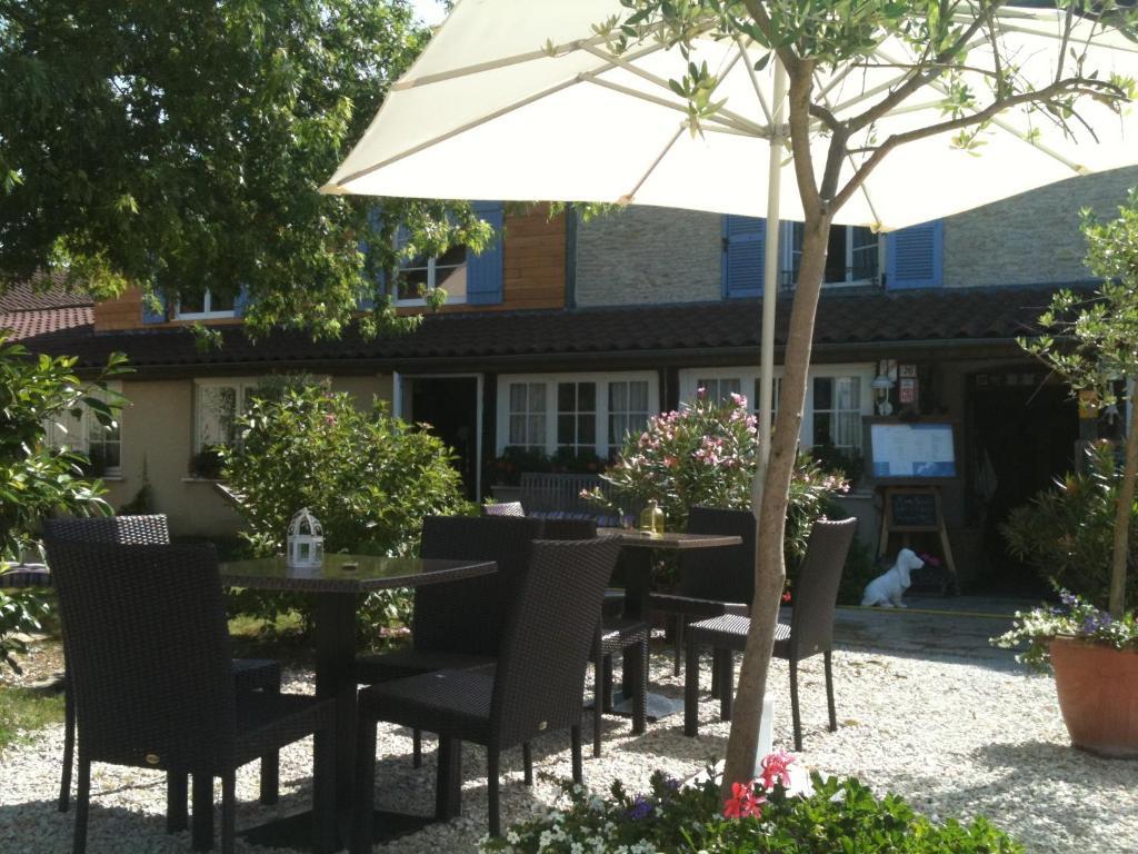 Logis Hotel La Grange Du Relais Colombey-les-deux-Églises Esterno foto